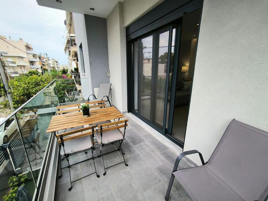 Floral Home 2 - 1St Floor Apt With Private Parking! Афины Экстерьер фото